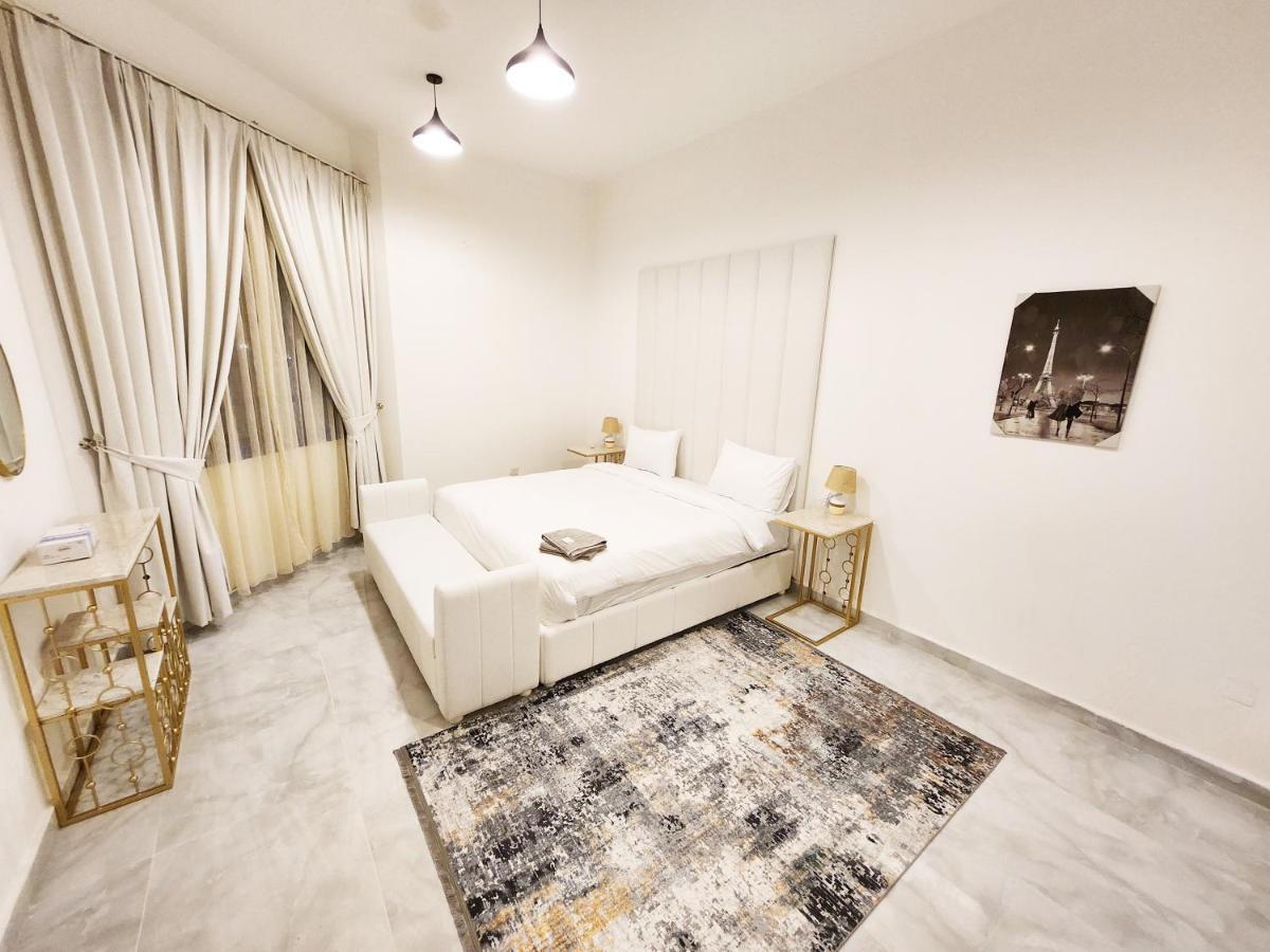 Moods Holiday Homes Al Ain Exterior photo